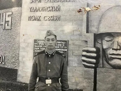 Армия Мужской Солдат Сделать Смешные Лица — стоковые фотографии и другие  картинки Армия - Армия, Вербовщик, Вертикальный - iStock