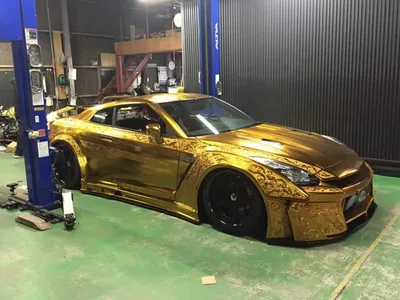 Крутой японский тюнинг: Nissan GT-R в золотых самурайских доспехах. Новини  світових тюнінг-ательє