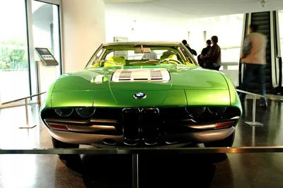 Тест BMW M8 — самого крутого серийного БМВ