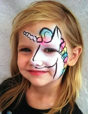 Look at that Glittery Horn Susy created with Glitter Glaze! Thanks for  letting us share your beauti… | Face painting unicorn, Girl face painting,  Mermaid face paint