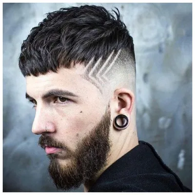 Lisnic BarberShop - 💈Новая тенденция в прическах называется «Hair Tatoo» и  означает, что волосы выбриты, как правило, в верхней части головы, создавая  различные фигуры или рисунки, создавая впечатление татуировки на голове.  „Hair