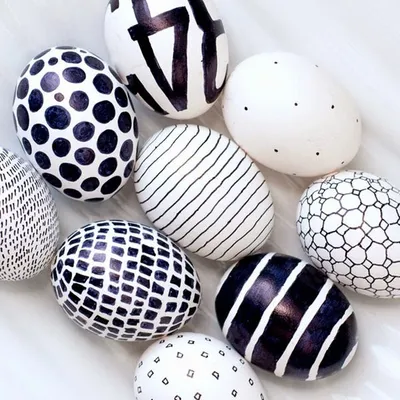 Painted eggs. Easter. Design: Svetlana Generalova | Пасхальные поделки,  Рисунки, Яйца