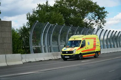 День в \"скорой\": о проблемах экстренной помощи, COVID-19 и что раздражает  медиков - Новости Здоровье