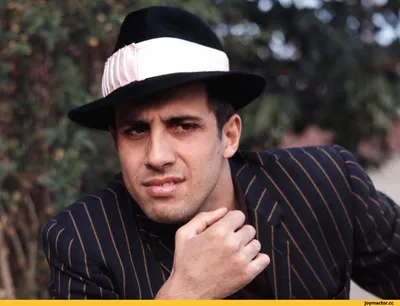 Адриано Челентано (Adriano Celentano) :: Актеры и Актрисы :: Красивые фото  звезды, приколы про звезд кино, сериалов и музыки, подборка фотографий  знаменитостей / смешные картинки и другие приколы: комиксы, гиф анимация,  видео,