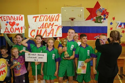 Футболист получил по лицу и тут же забыл про травму. Смешное видео с  чемпионата мира